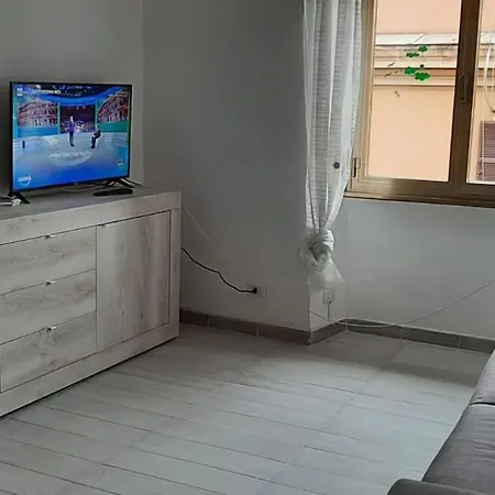 Caterina Apt San Lorenzo 2Camere-2